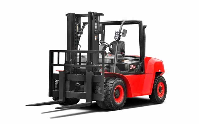 IC Pneumatic Tire Forklift  11,000-15,500lbs